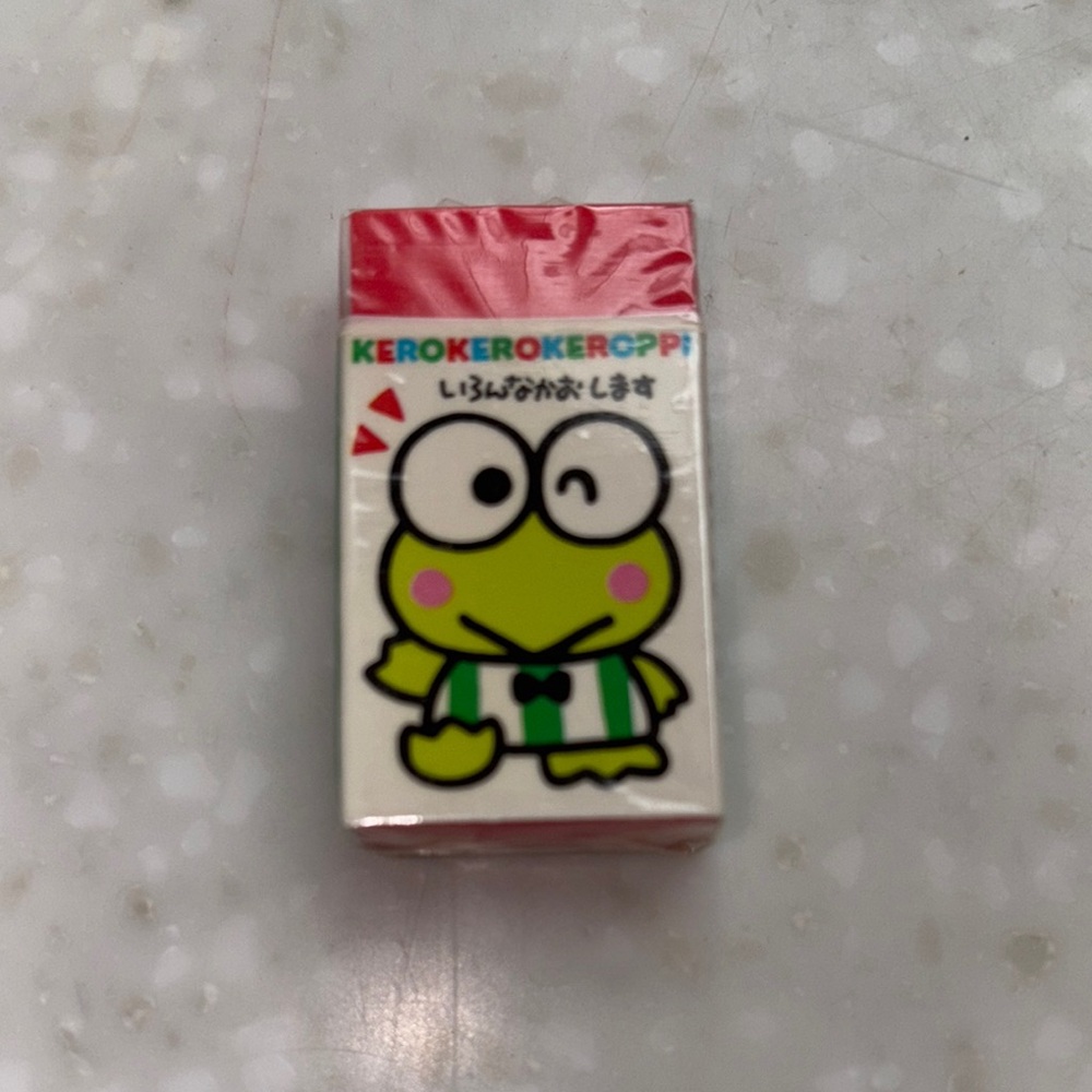 Kerokerokeroppi Eraser - Red and Green